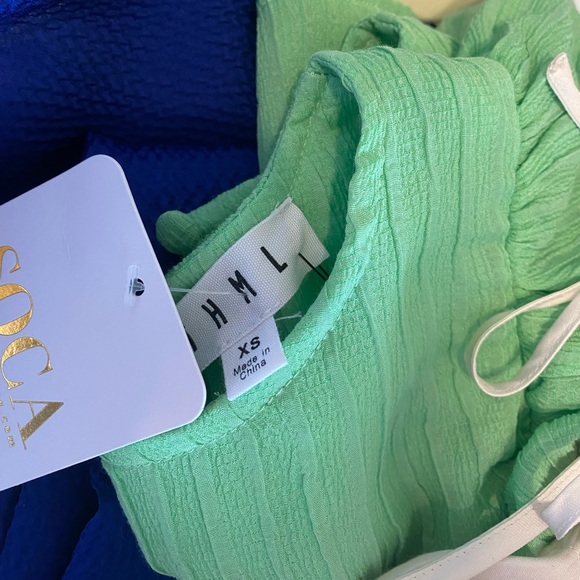 THML Green Puff Sleeve Blouse - Picture 2 of 2